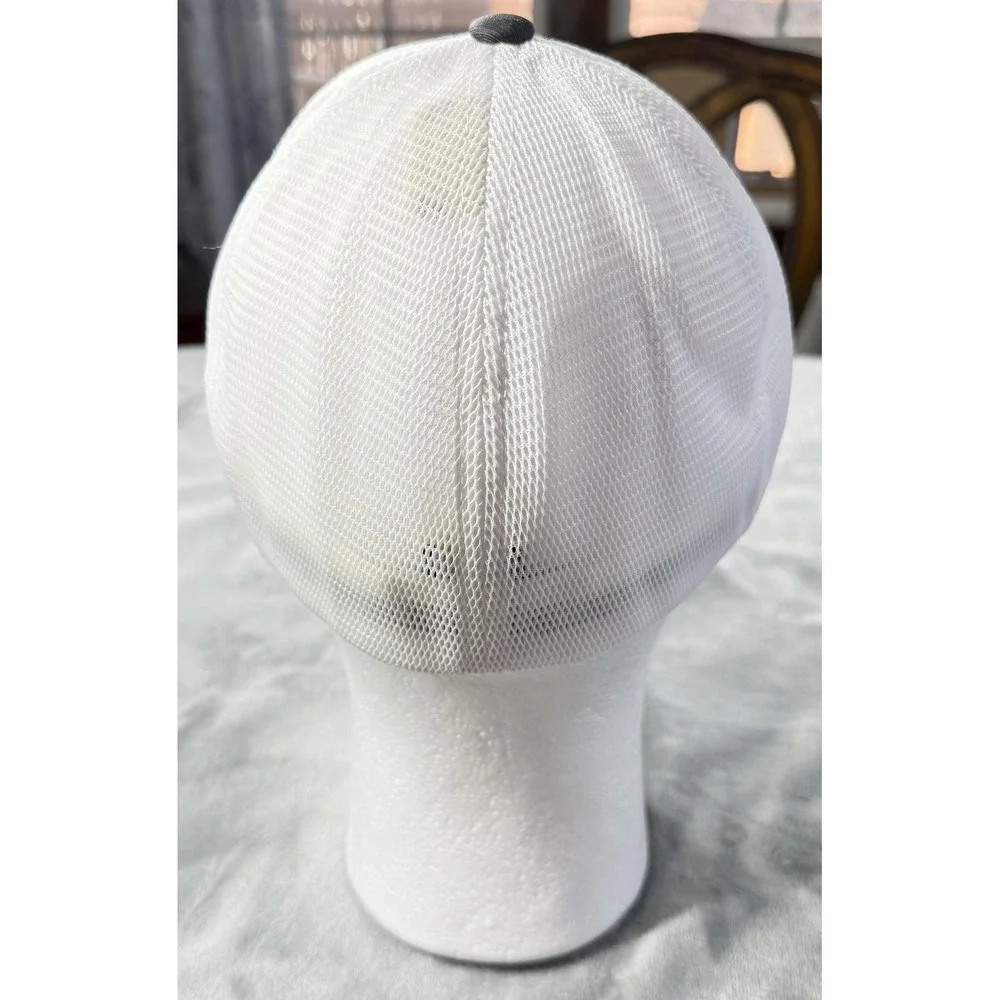Meadowview‎ Management Group Hat Cap Fitted Mens L/XL Gray Flexfit Mesh Trucker